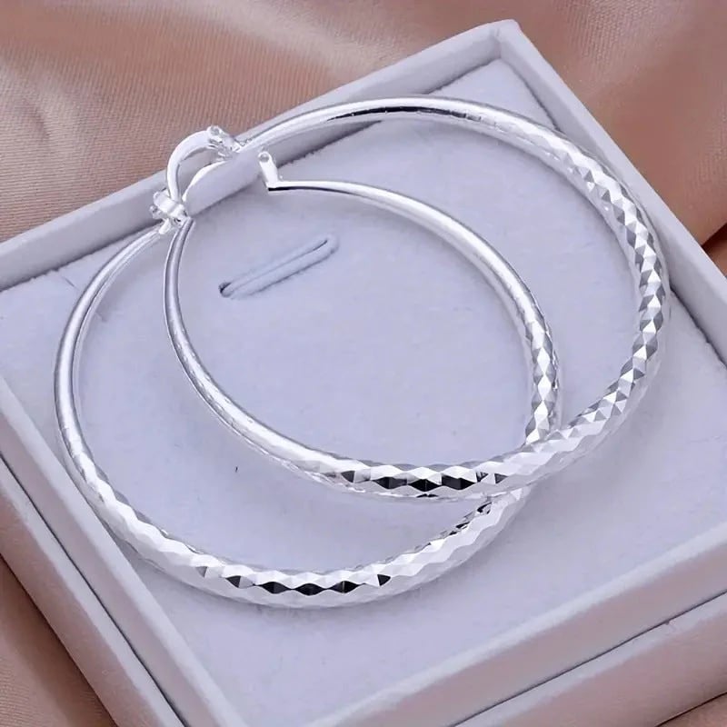 🎉Buy One, Get One Free 🎁 Women's Diamond-Cut Hoop Earrings — Elegant & Sparkling 💎